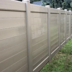 Lakeland Horizontal Vinyl Fence