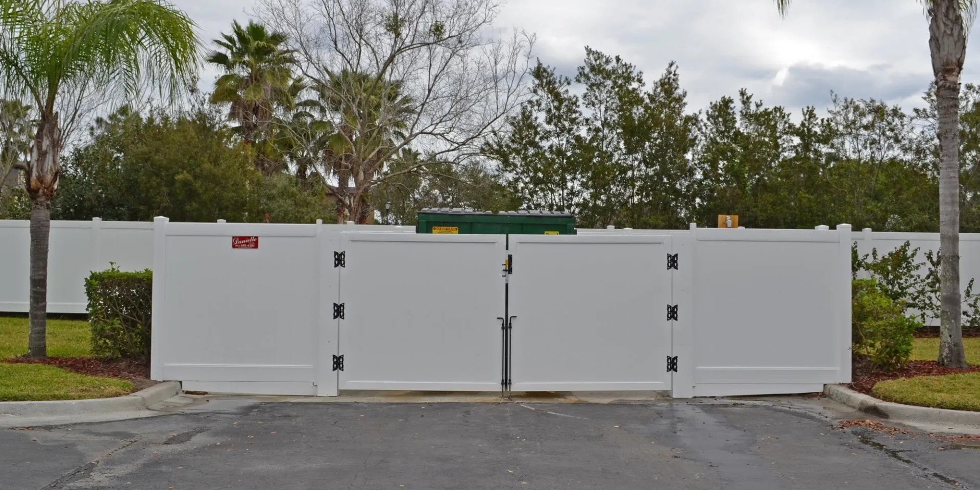Community Fences & Gates