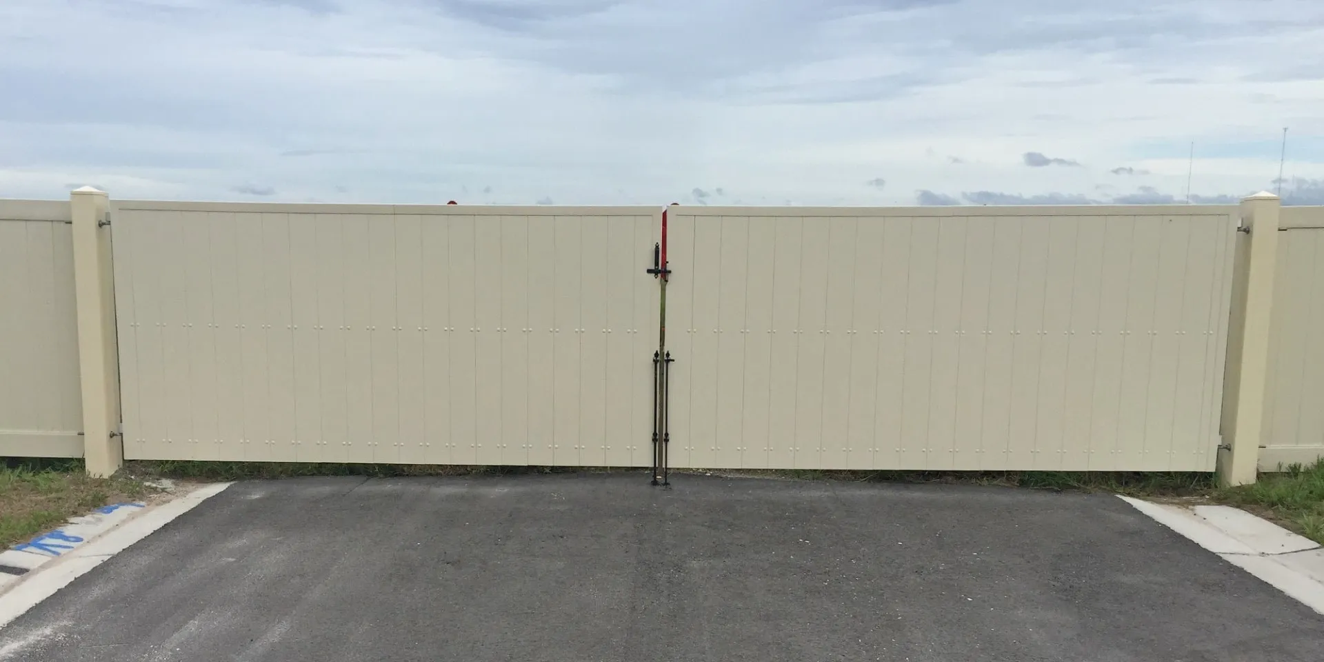 Community Fences & Gates